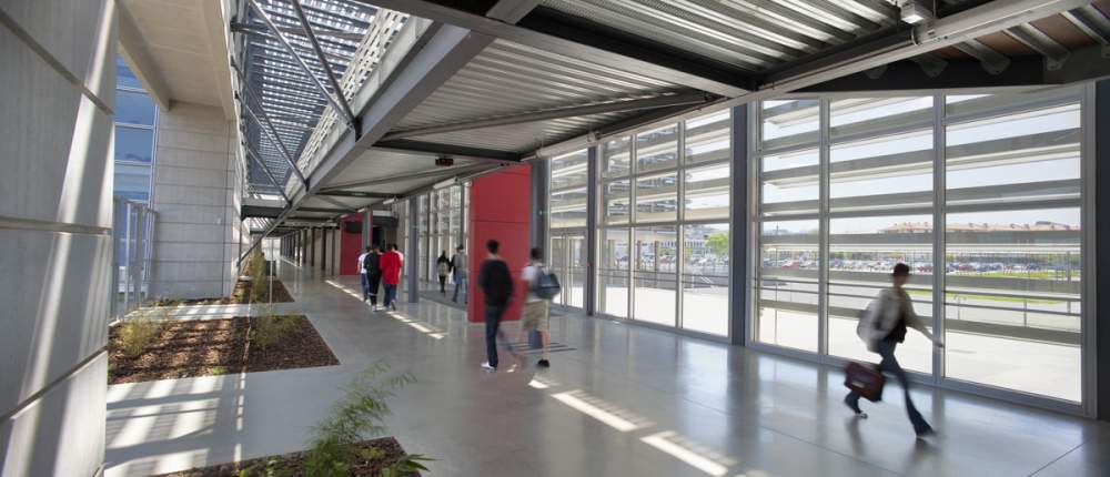 Couloirs Lycée Gallieni à Toulouse