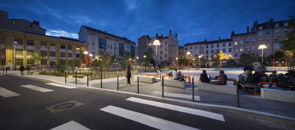 Lyon by night, Place Mazagran