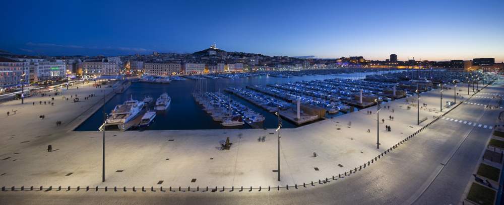 Le vieux Port, Marseille by night