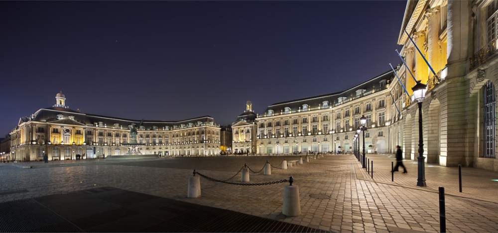 Place de La Bourse, Bordeaux by night