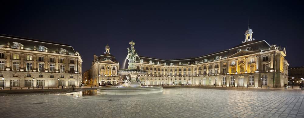 Place de La Bourse, Bordeaux by night