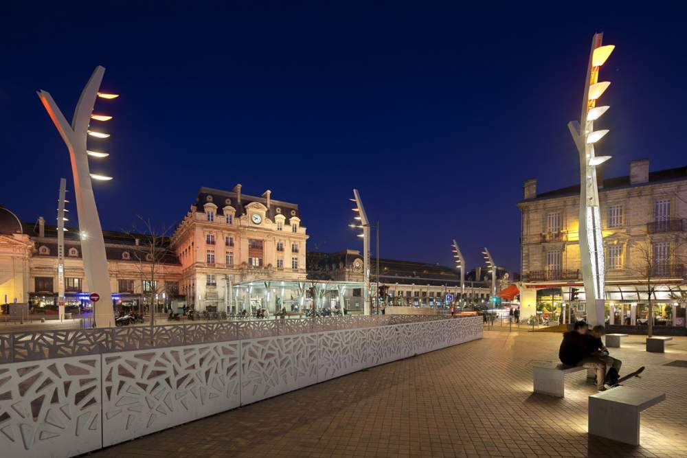 Gare Saint Jean, Bordeaux by night