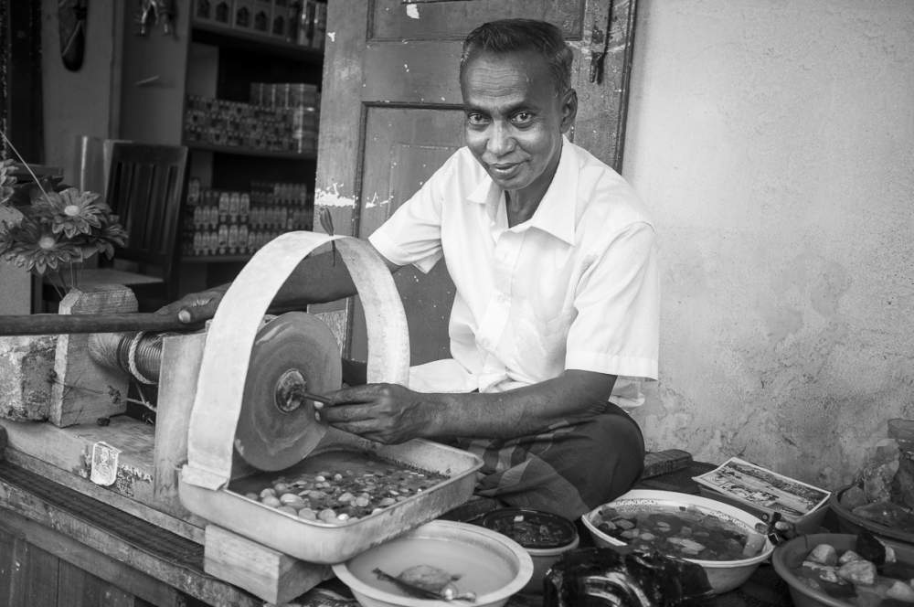 Tailleur de pierres précieuses, Sri Lanka