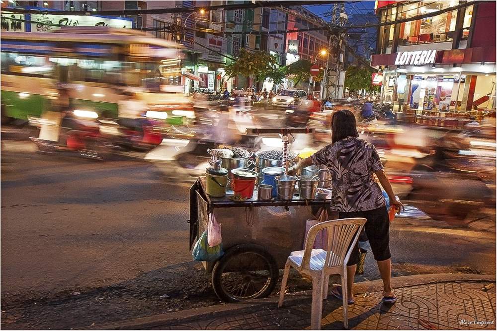 Micro resto Saigon