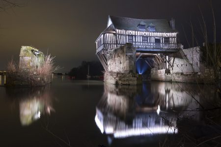 Mise en lumière des Tourelles et du Vieux Moulin de Vernon (27)
Concepteur lumière : Neo Light