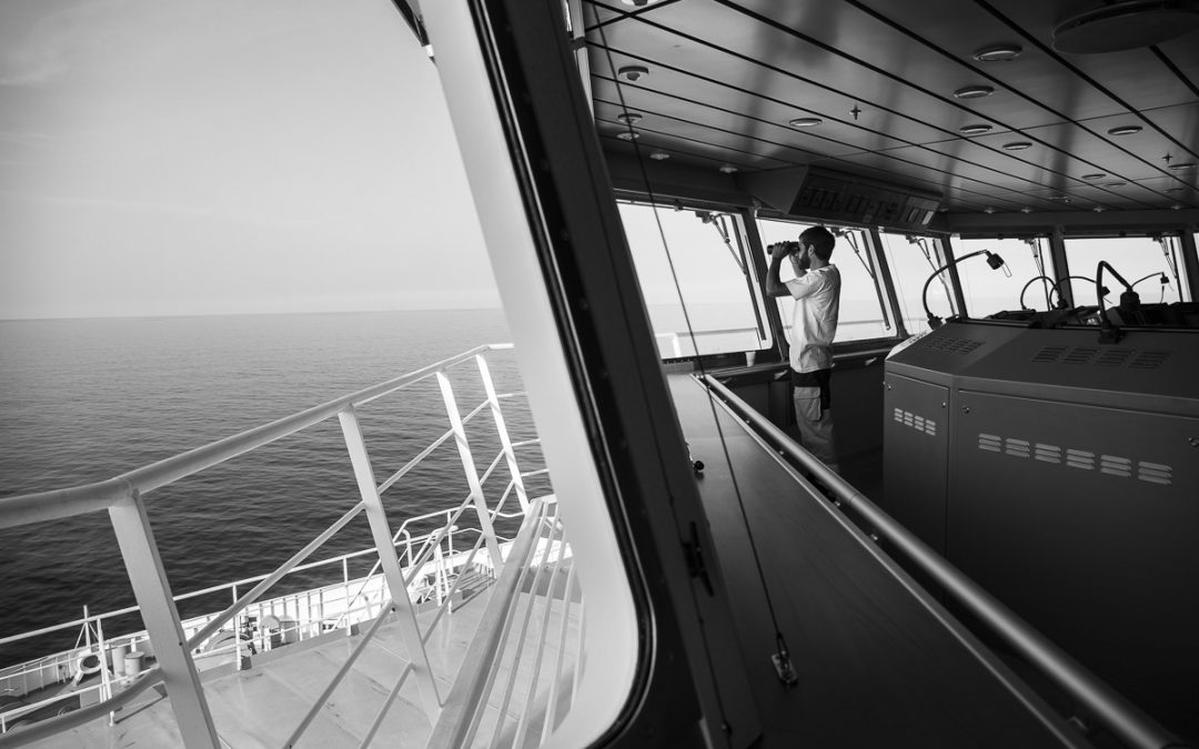 Embarquement à bord du Girolata et du Piana, entre Marseille et la Corse.