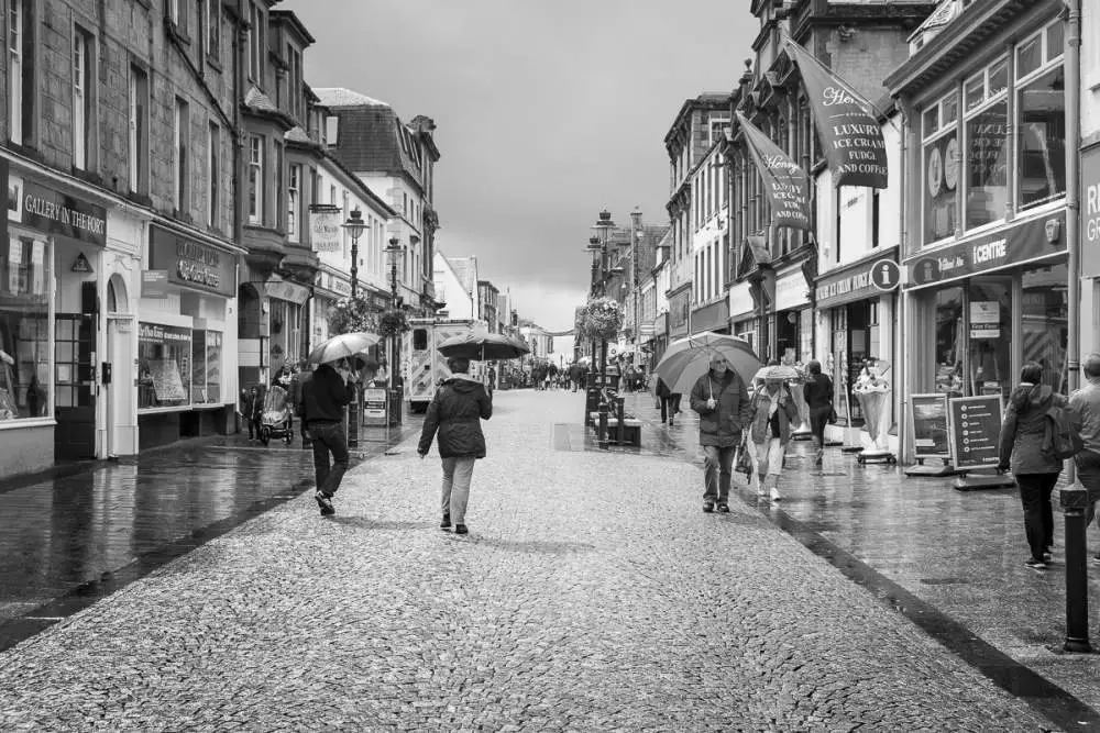 Sun in Scotland, Fort William, #streetphotography