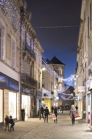Reportage éclairage ville de Poitiers pour Citeos