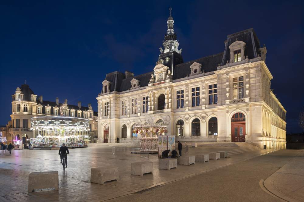 Reportage éclairage ville de Poitiers pour Citeos