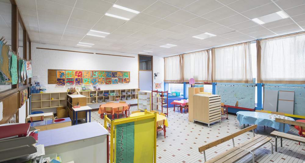 Reportage remplacement LED Ecole Maternelle Lacordaire, Paris pour Philips Lighting